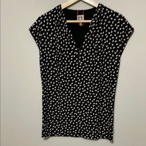Anne Klein Black and White Fitted Cap Sleeve Top, Small
